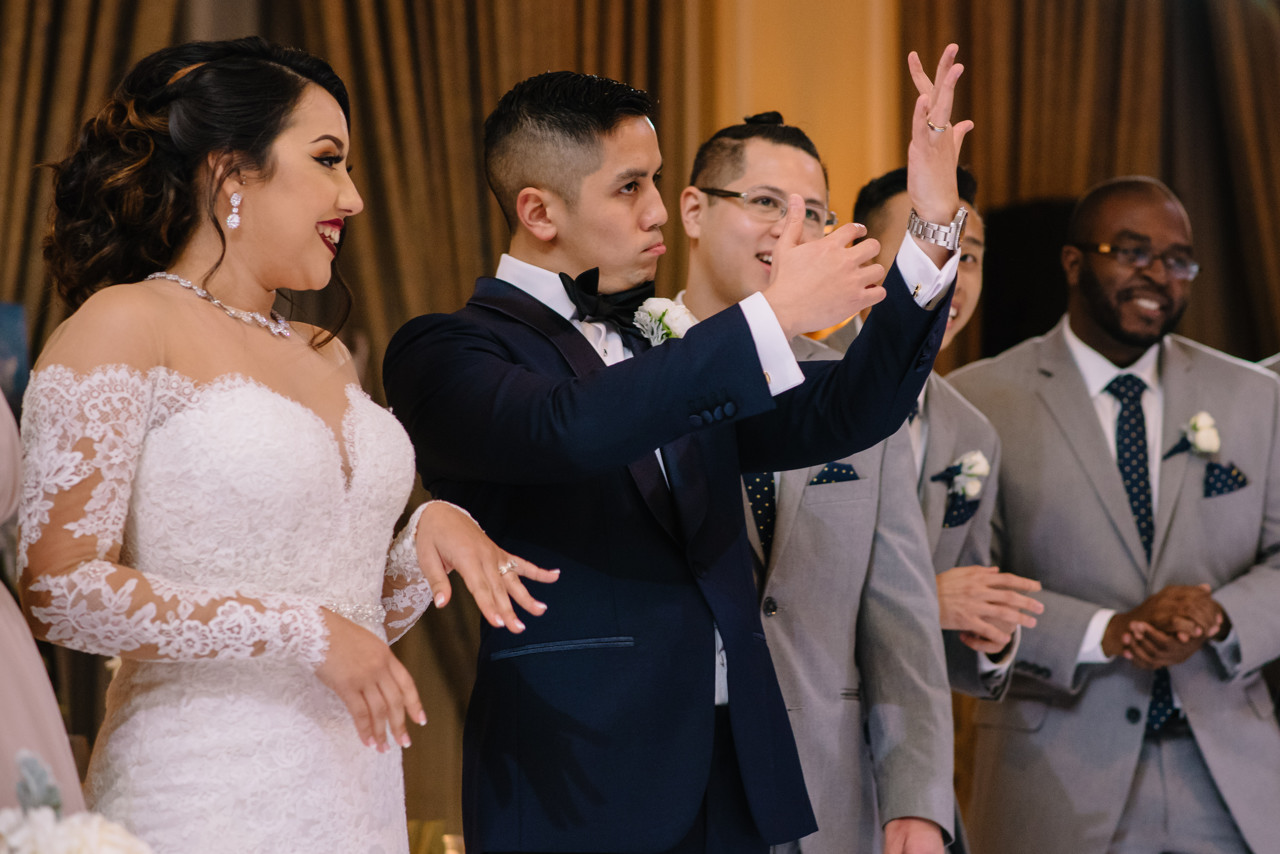 Houstonian Hotel wedding photo ceremony and reception (41)