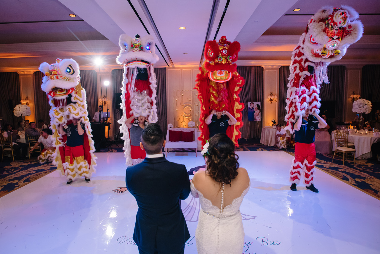 Houstonian Hotel wedding photo ceremony and reception (64)