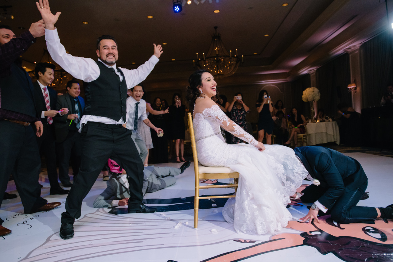Houstonian Hotel wedding photo ceremony and reception (80)
