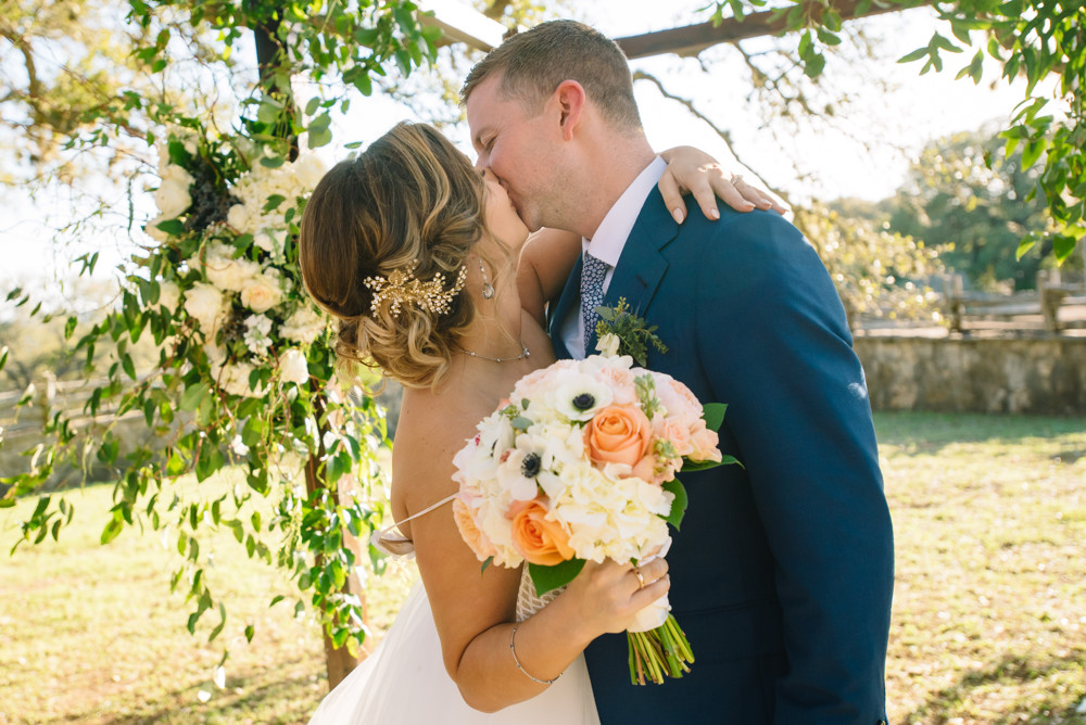 Inspiring Oaks Ranch wedding photo outdoor ceremony Wimberley Texas (59)