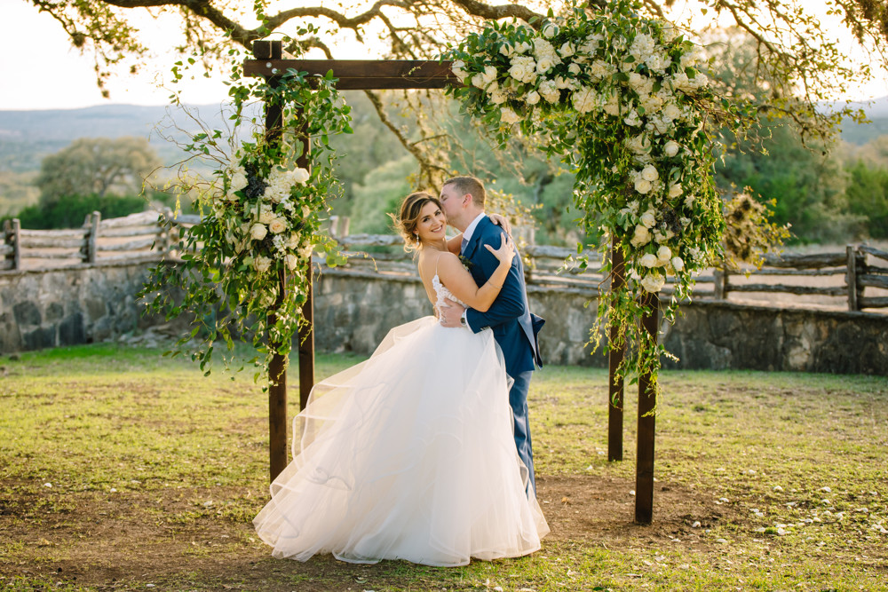 Inspiring Oaks Ranch wedding photo outdoor ceremony Wimberley Texas (54)