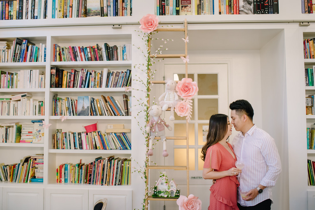 Downtown houston cafe poetes engagement photo (15)