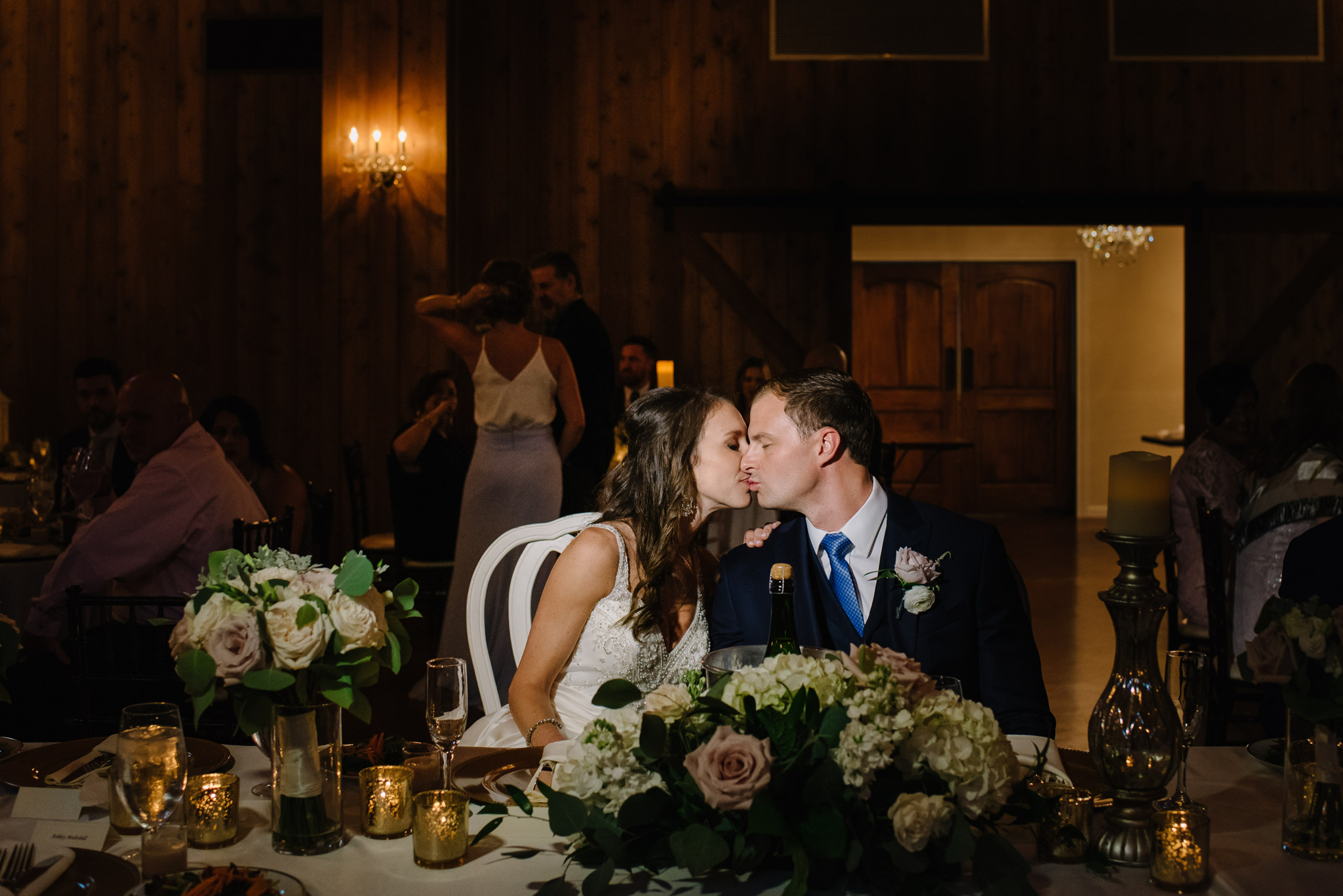 the carriage house houston wedding photos (41)