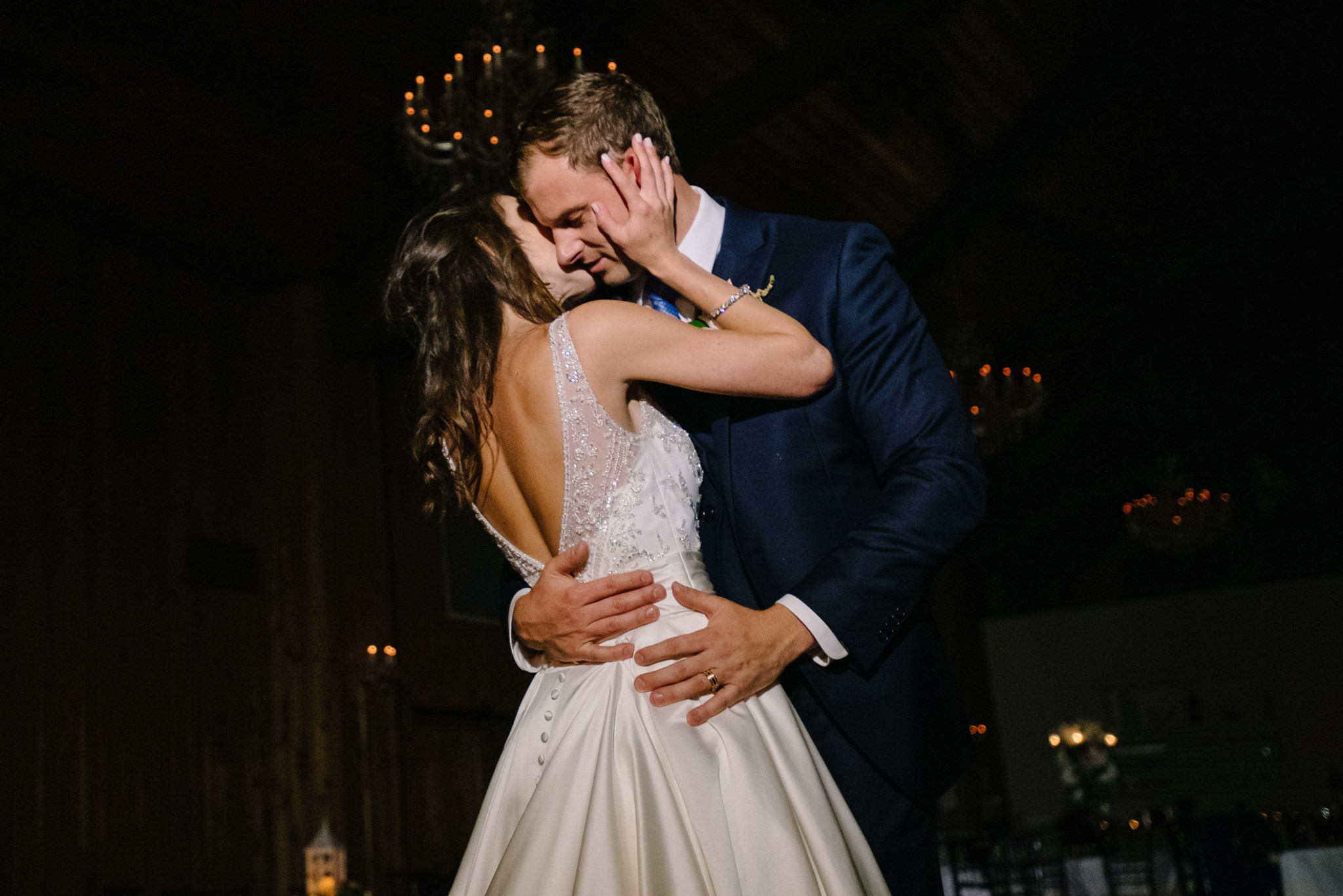 the carriage house houston wedding photos (71)