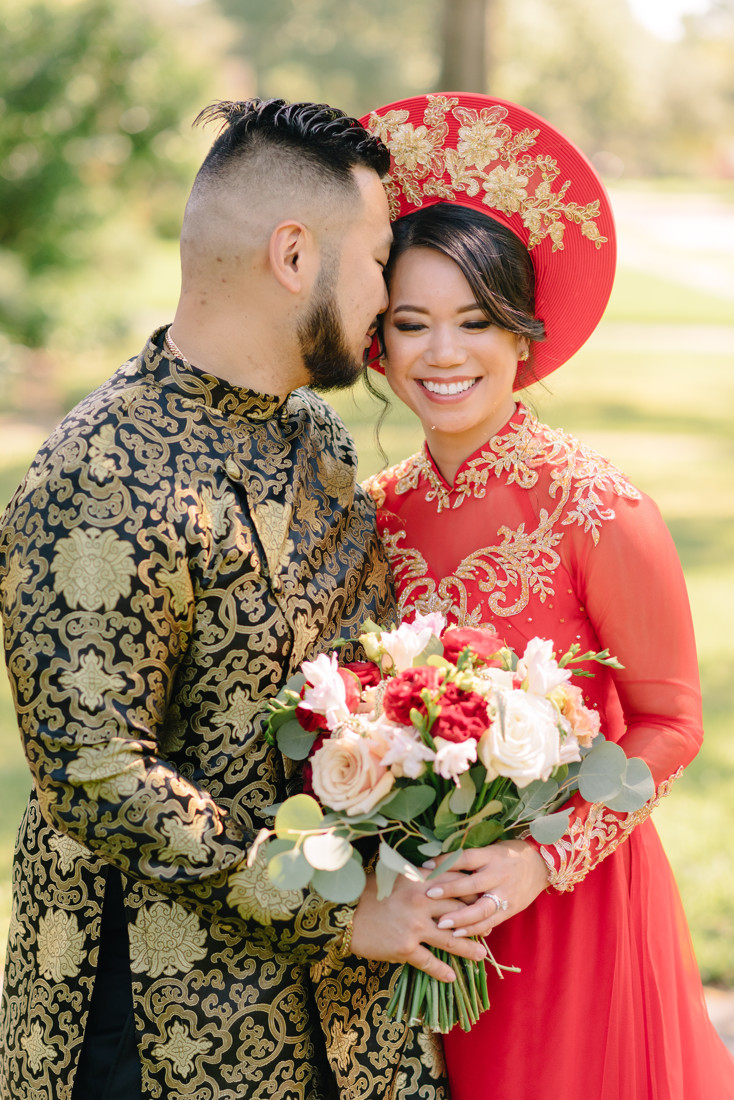 Houston Vietnamese wedding at Lambo Ballroom (76)