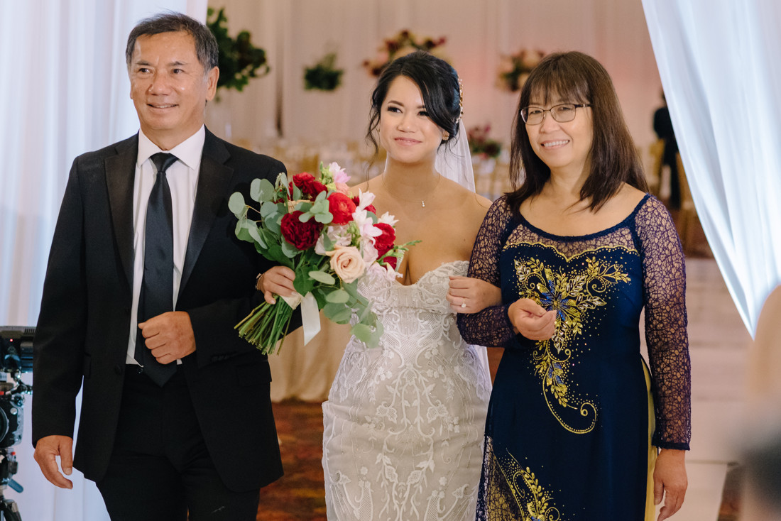 Houston Vietnamese wedding at Lambo Ballroom (50)