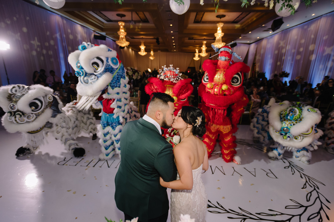 Houston Vietnamese wedding at Lambo Ballroom (33)