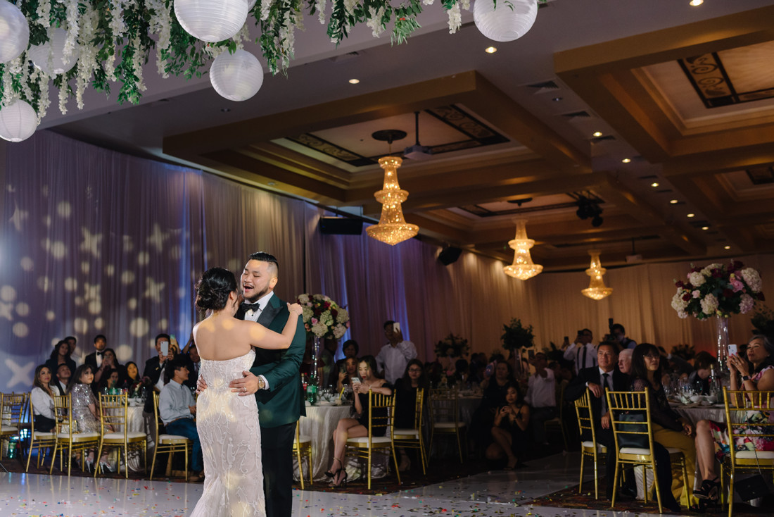 Houston Vietnamese wedding at Lambo Ballroom (27)