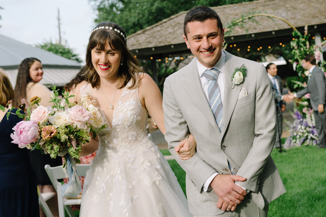 Tiny Boxwoods Houston Outdoor wedding (33)