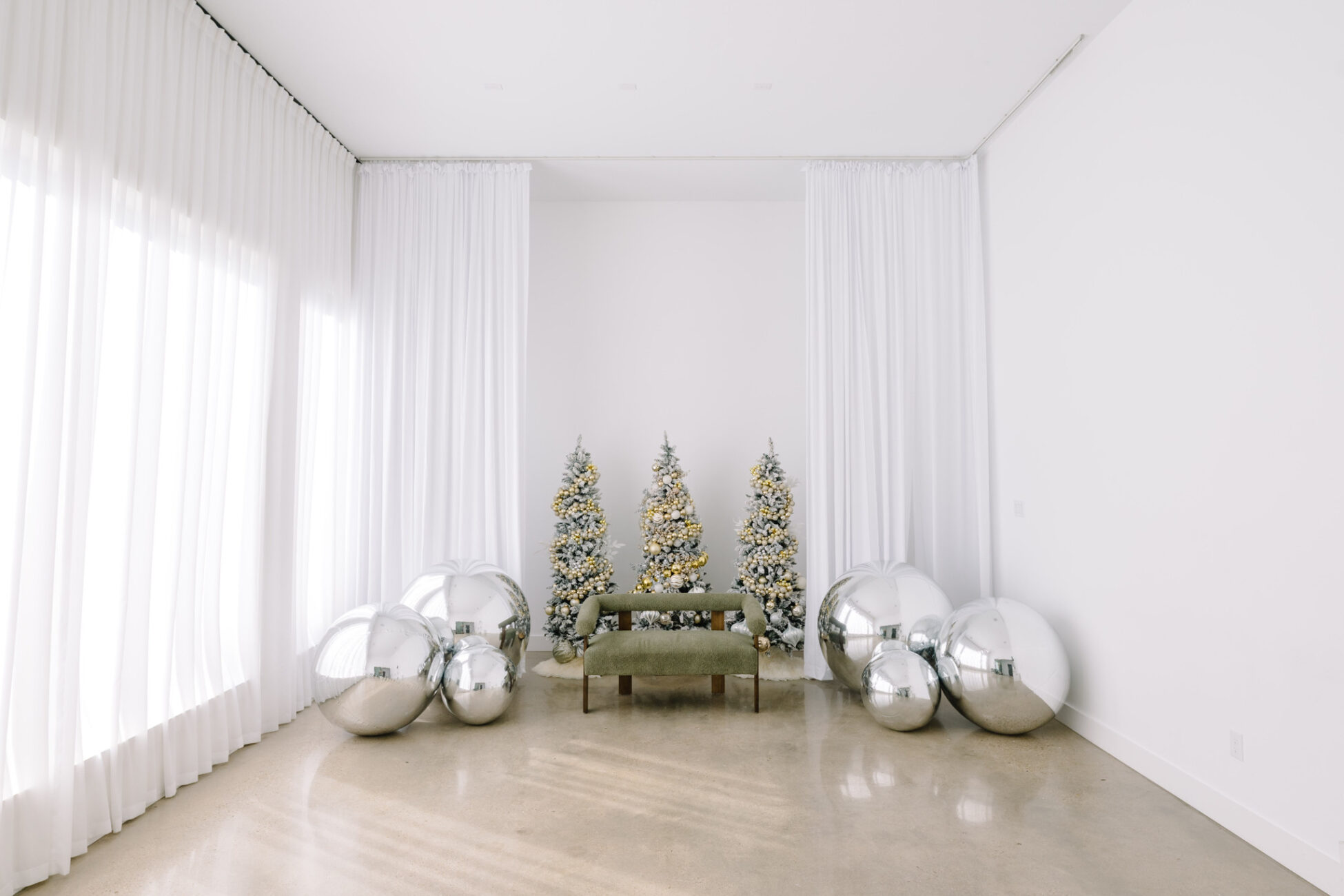 Solarium Studios Christmas