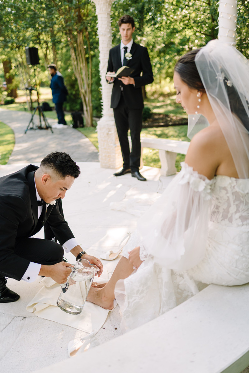 chateau nouvelle wedding photo outdoor ceremony reception best houston wedding photographers photographer