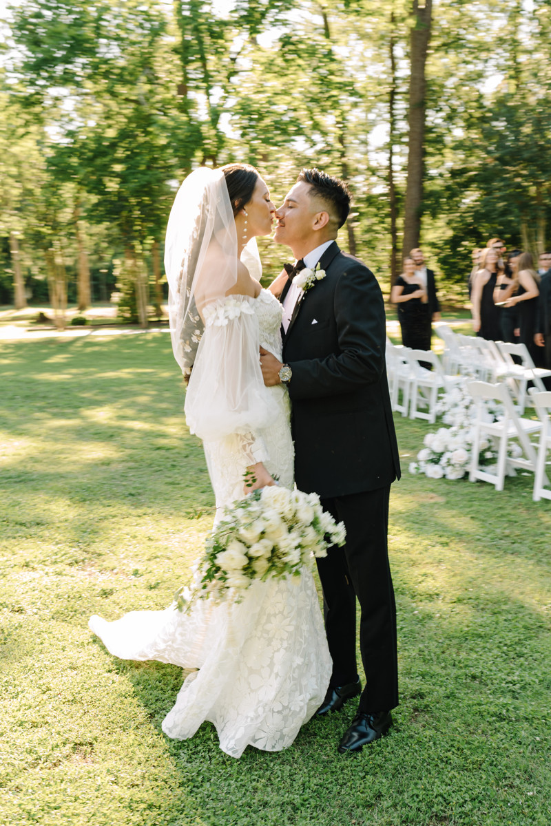 chateau nouvelle wedding photo outdoor ceremony reception best houston wedding photographers photographer