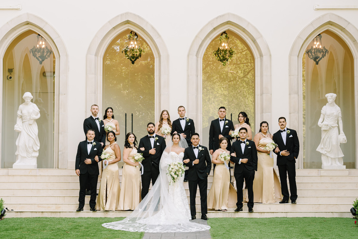 chateau nouvelle wedding photo outdoor ceremony reception best houston wedding photographers photographer