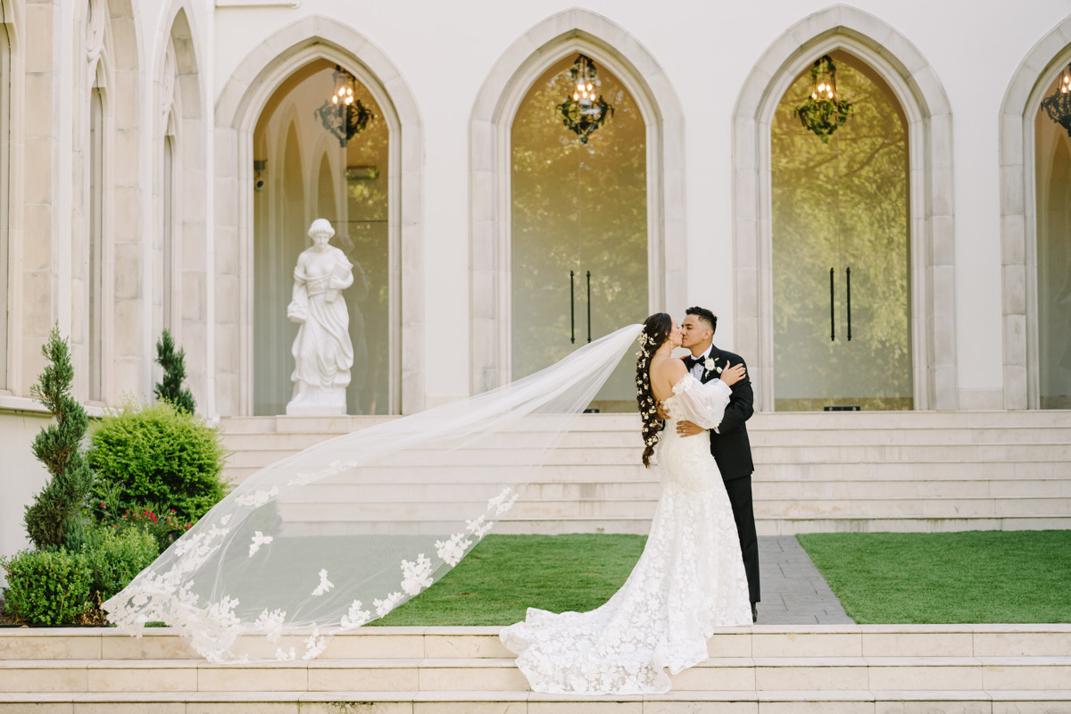 chateau nouvelle wedding photo outdoor ceremony reception best houston wedding photographers photographer