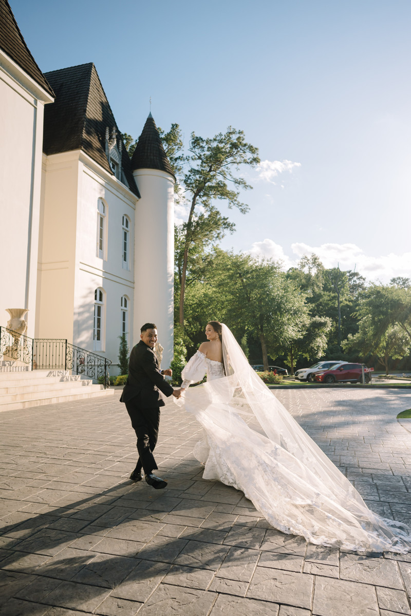 chateau nouvelle wedding photo outdoor ceremony reception best houston wedding photographers photographer