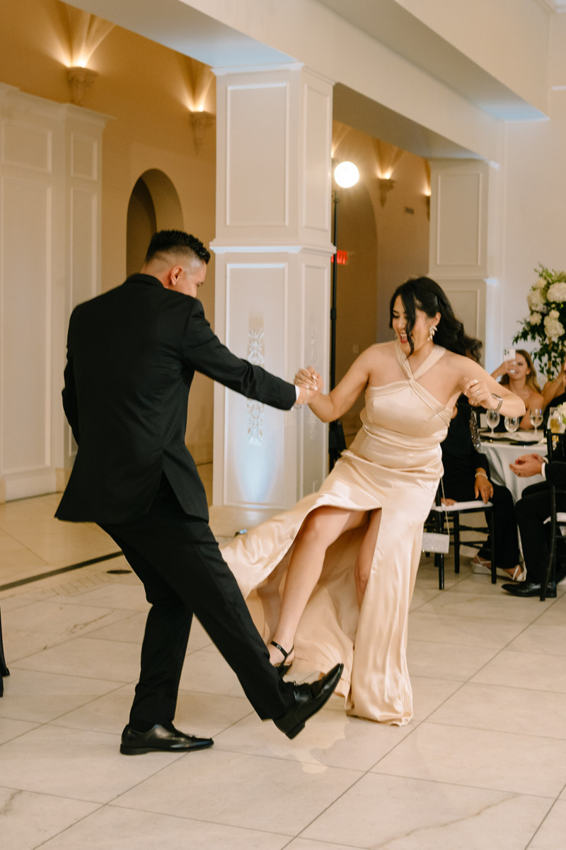 chateau nouvelle wedding photo outdoor ceremony reception best houston wedding photographers photographer