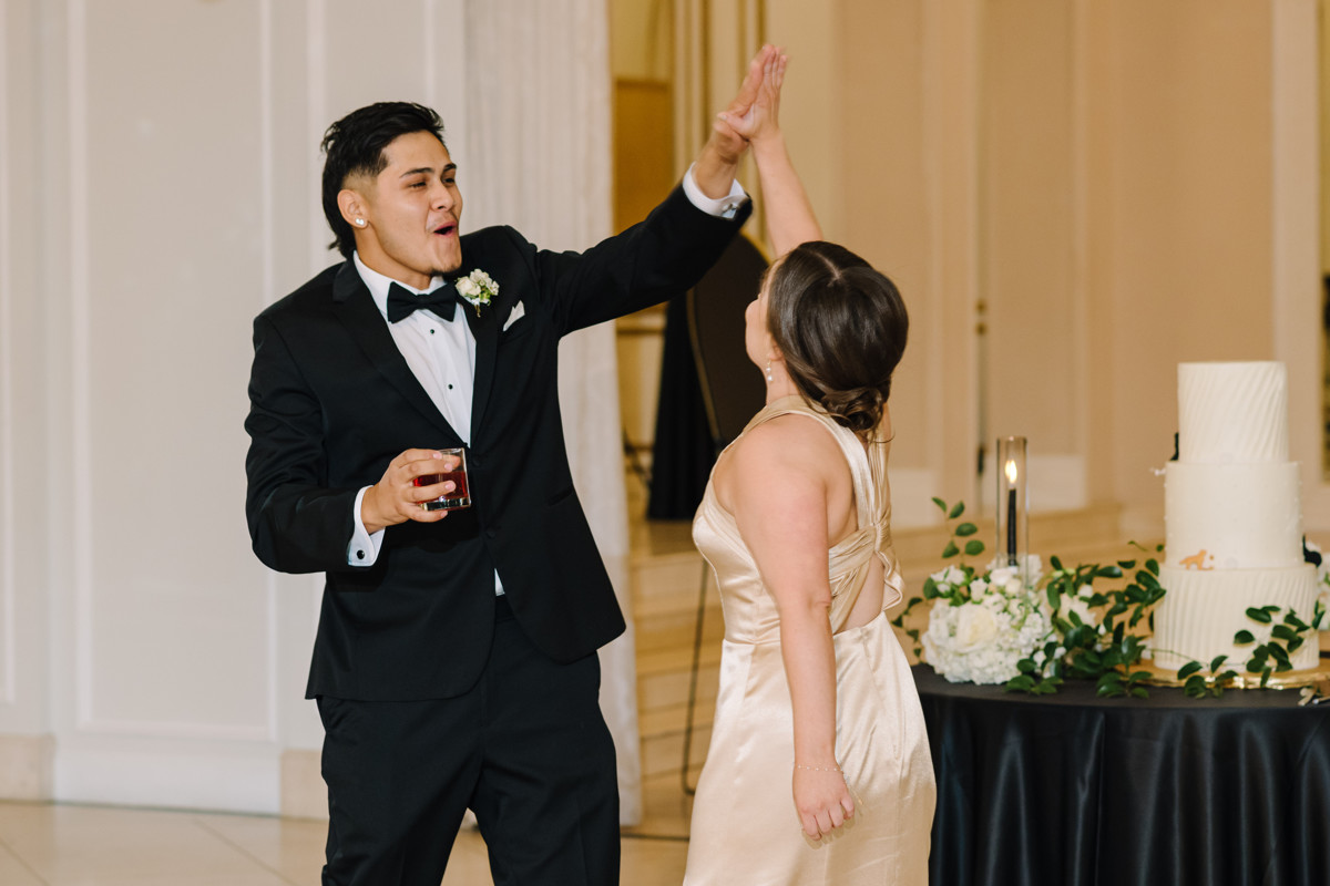 chateau nouvelle wedding photo outdoor ceremony reception best houston wedding photographers photographer