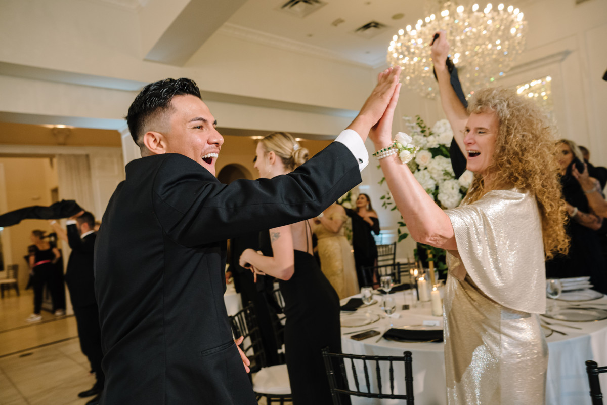 chateau nouvelle wedding photo outdoor ceremony reception best houston wedding photographers photographer