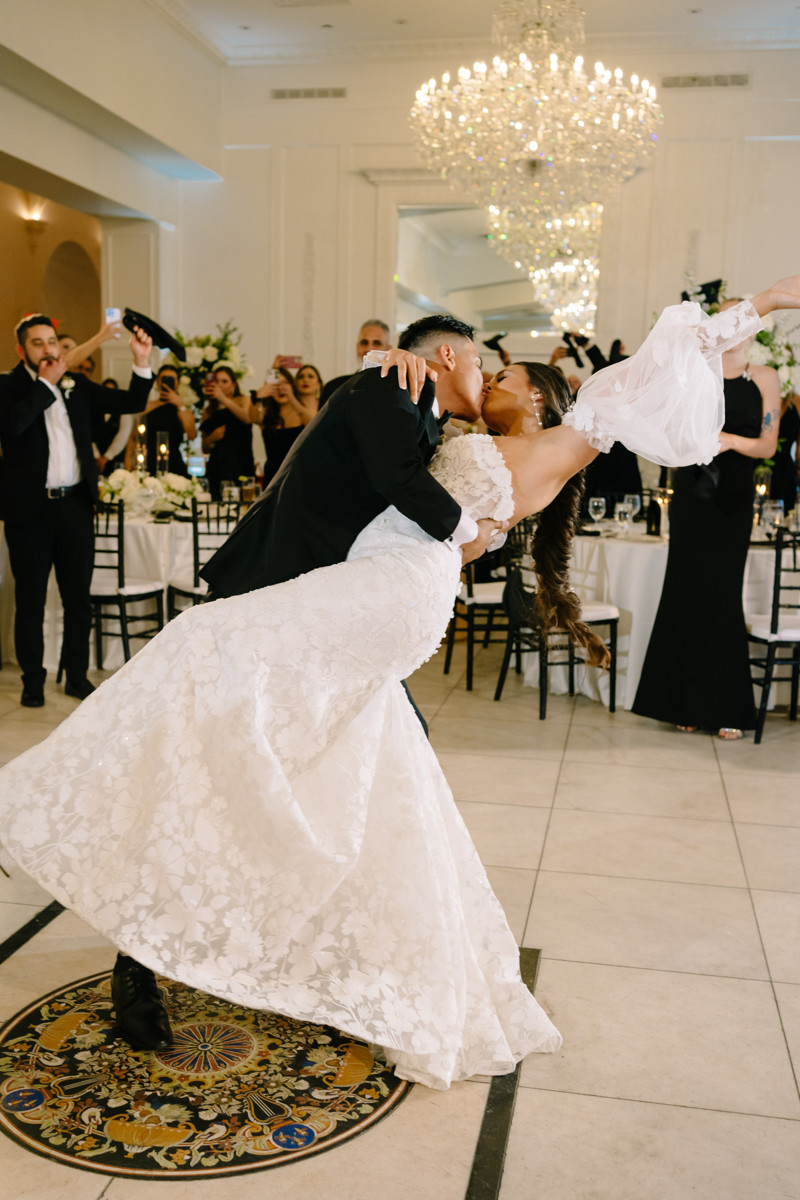 chateau nouvelle wedding photo outdoor ceremony reception best houston wedding photographers photographer