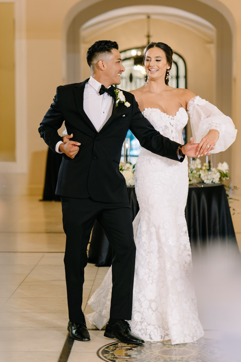 chateau nouvelle wedding photo outdoor ceremony reception best houston wedding photographers photographer