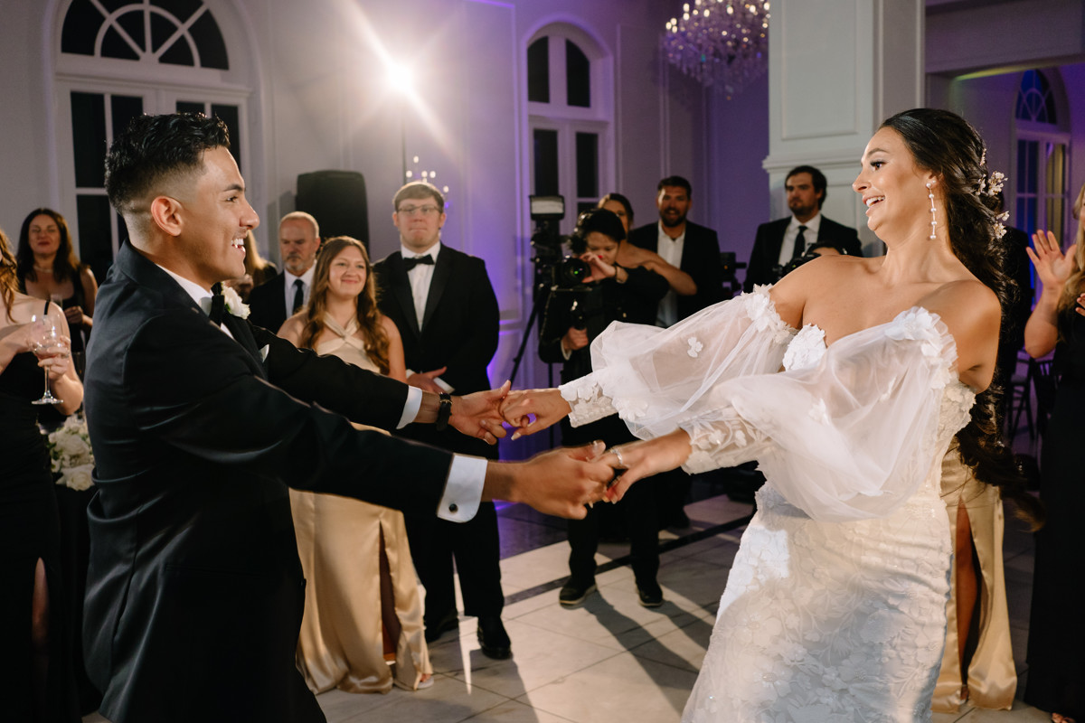 chateau nouvelle wedding photo outdoor ceremony reception best houston wedding photographers photographer