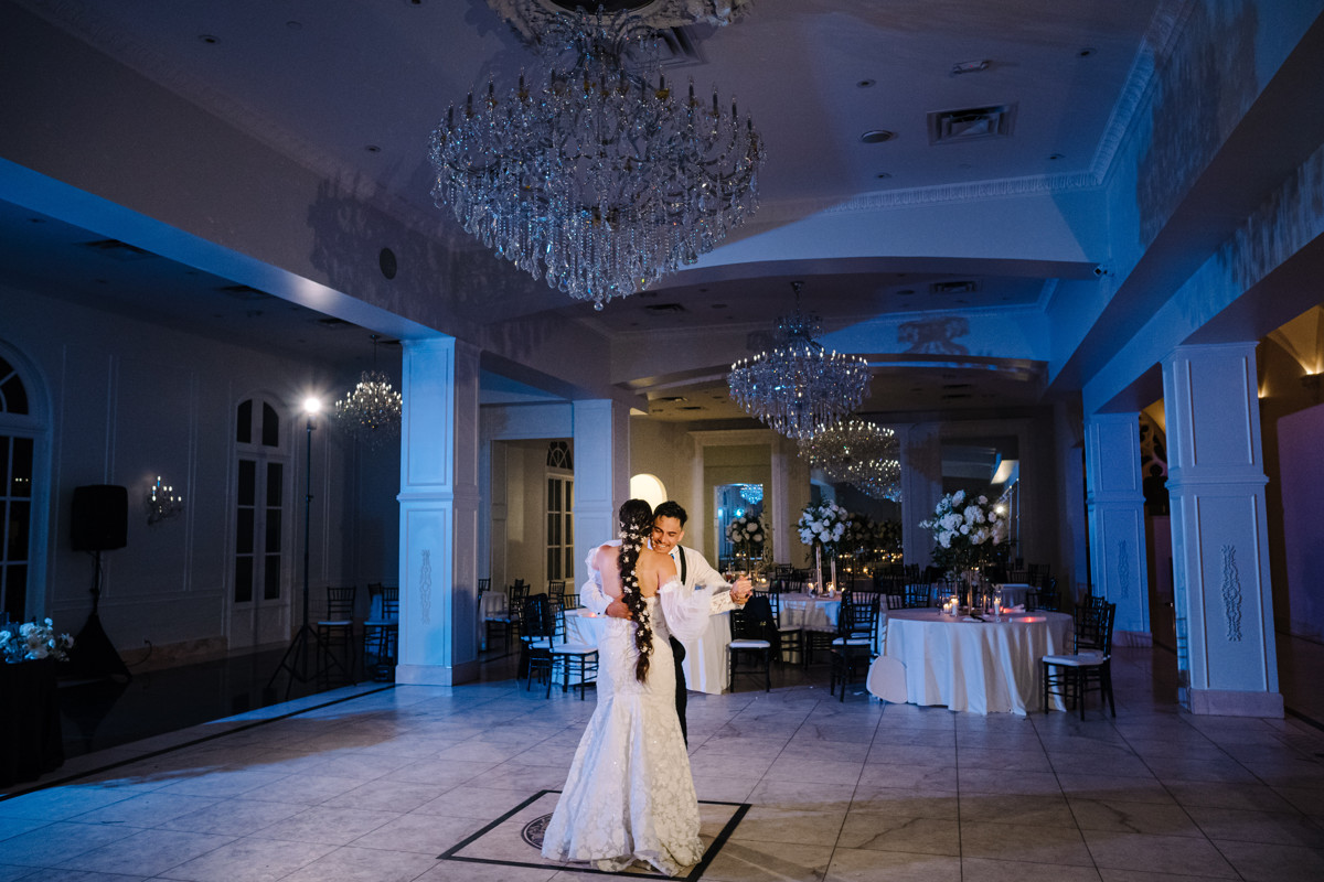 chateau nouvelle wedding photo outdoor ceremony reception best houston wedding photographers photographer
