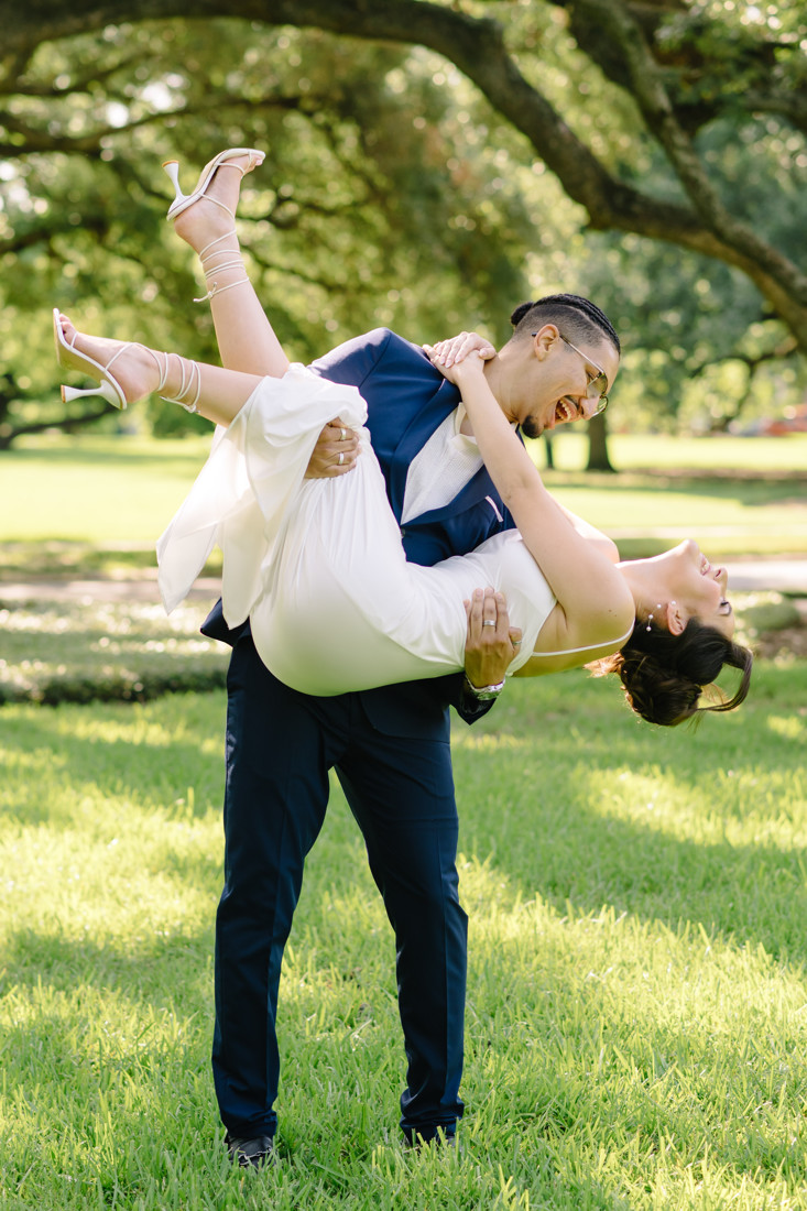 Houston engagement photographer photography session menil drawing institute museum district
