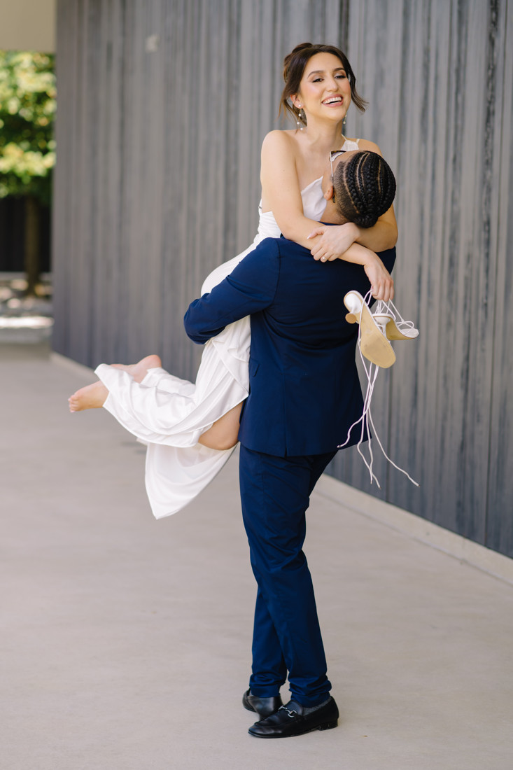 Houston engagement photographer photography session menil drawing institute museum district