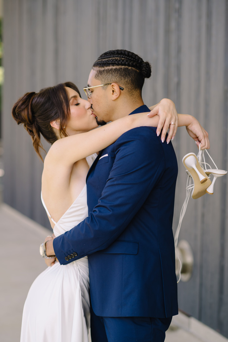 Houston engagement photographer photography session menil drawing institute museum district