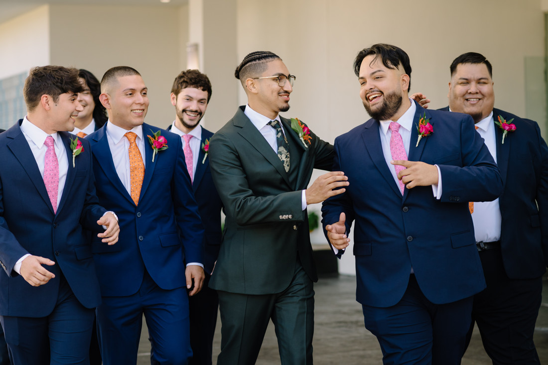 Waters edge wedding photo houston photographer wedding photography outdoor lake ceremony