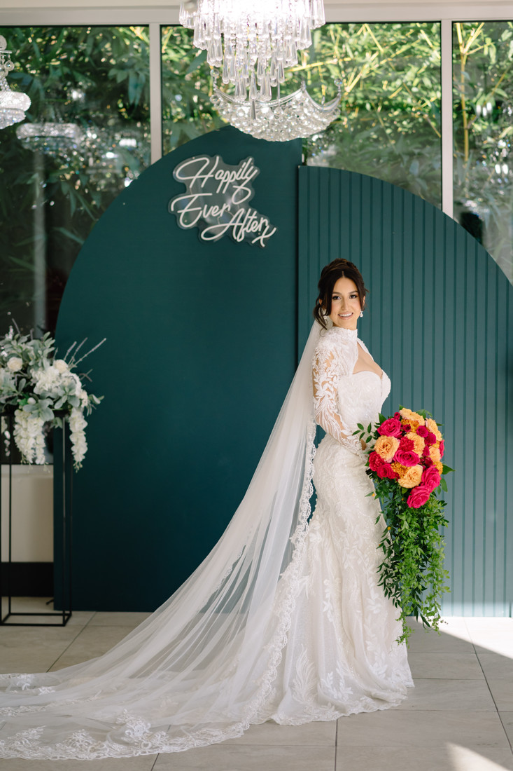 Waters edge wedding photo houston photographer wedding photography outdoor lake ceremony