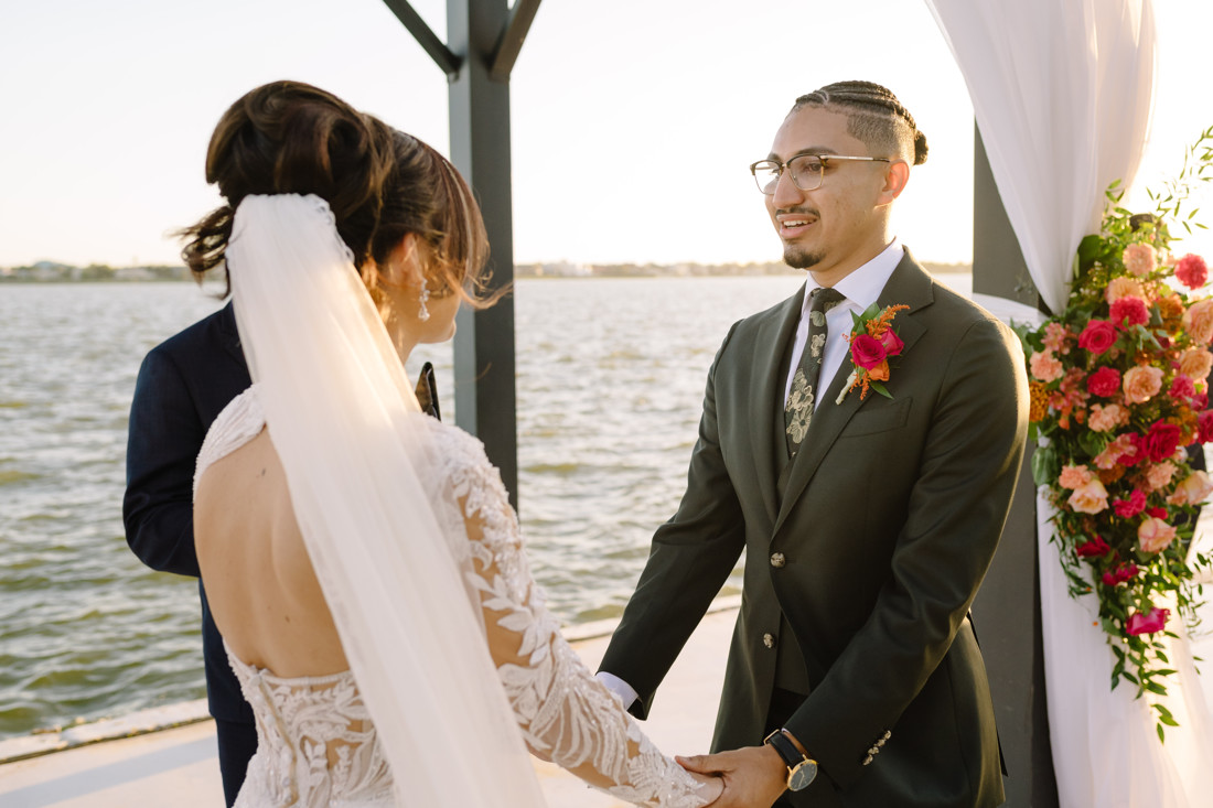 Waters edge wedding photo houston photographer wedding photography outdoor lake ceremony