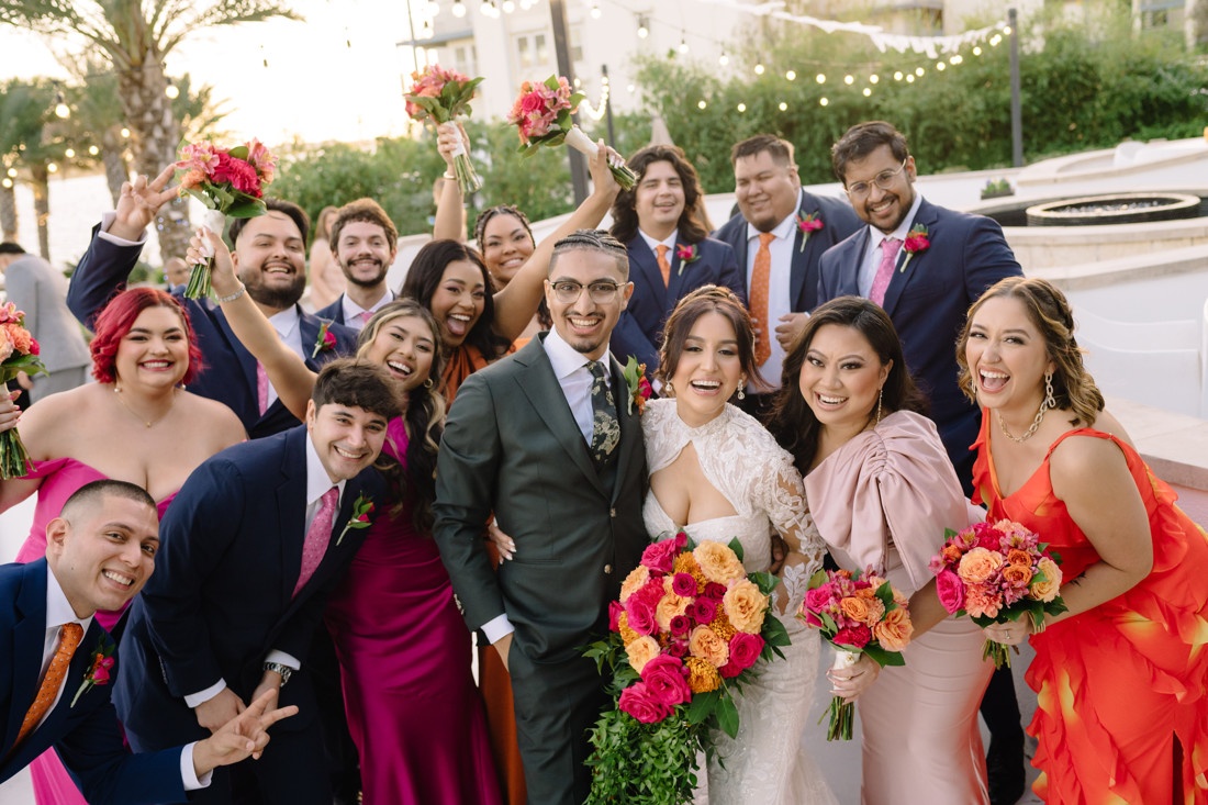 Waters edge wedding photo houston photographer wedding photography outdoor lake ceremony