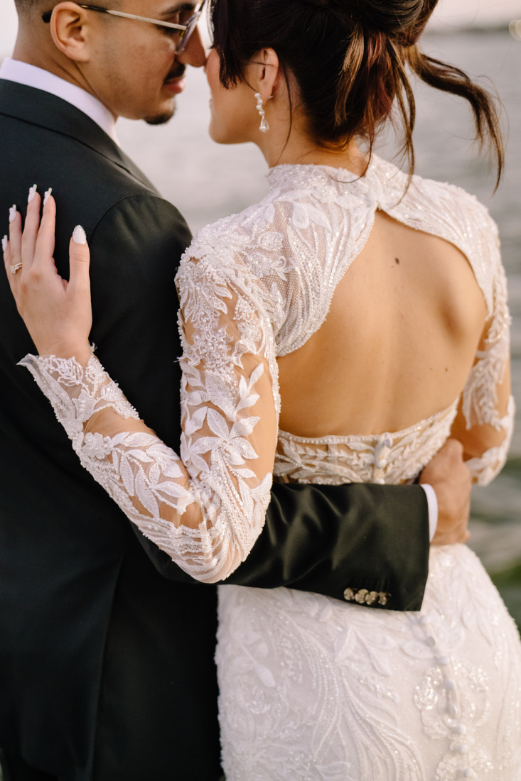 Waters edge wedding photo houston photographer wedding photography outdoor lake ceremony