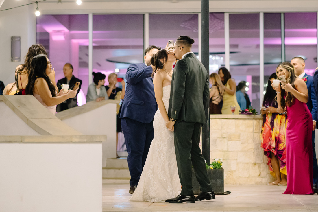 Waters edge wedding photo houston photographer wedding photography outdoor lake ceremony