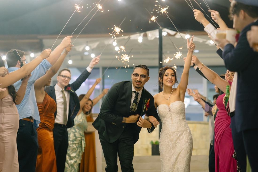 Waters edge wedding photo houston photographer wedding photography outdoor lake ceremony