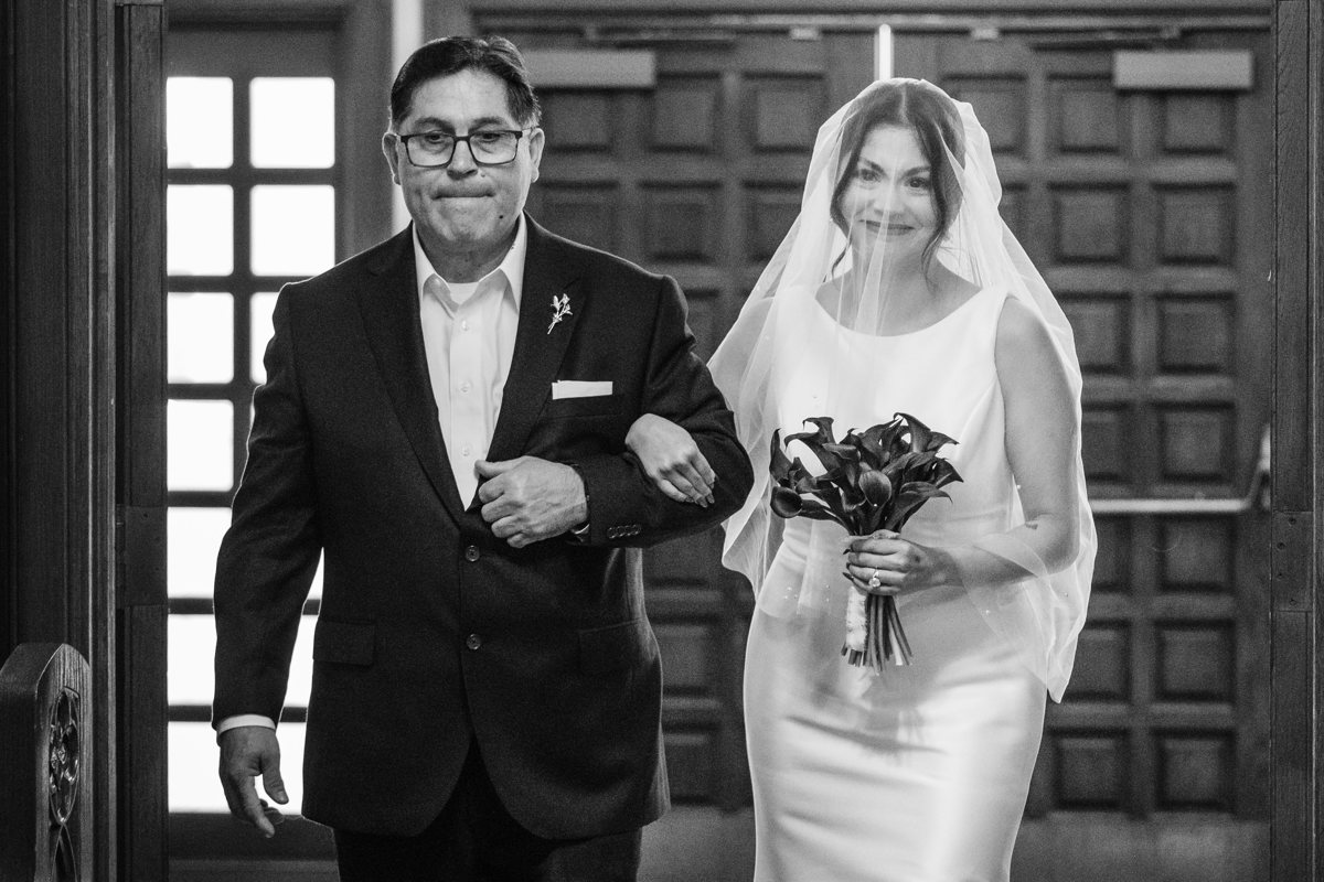 thompson hotel houston wedding grace prebyterian church ceremony best houston wedding photographer knwedding