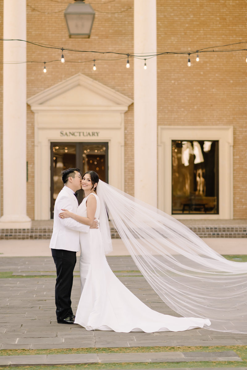 thompson hotel houston wedding grace prebyterian church ceremony best houston wedding photographer knwedding