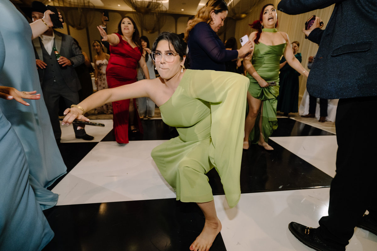 thompson hotel houston wedding grace prebyterian church ceremony best houston wedding photographer knwedding