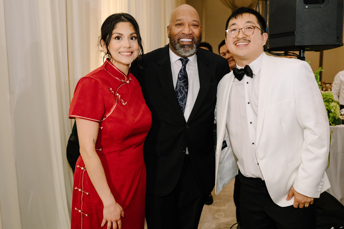 thompson hotel houston wedding grace prebyterian church ceremony best houston wedding photographer knwedding