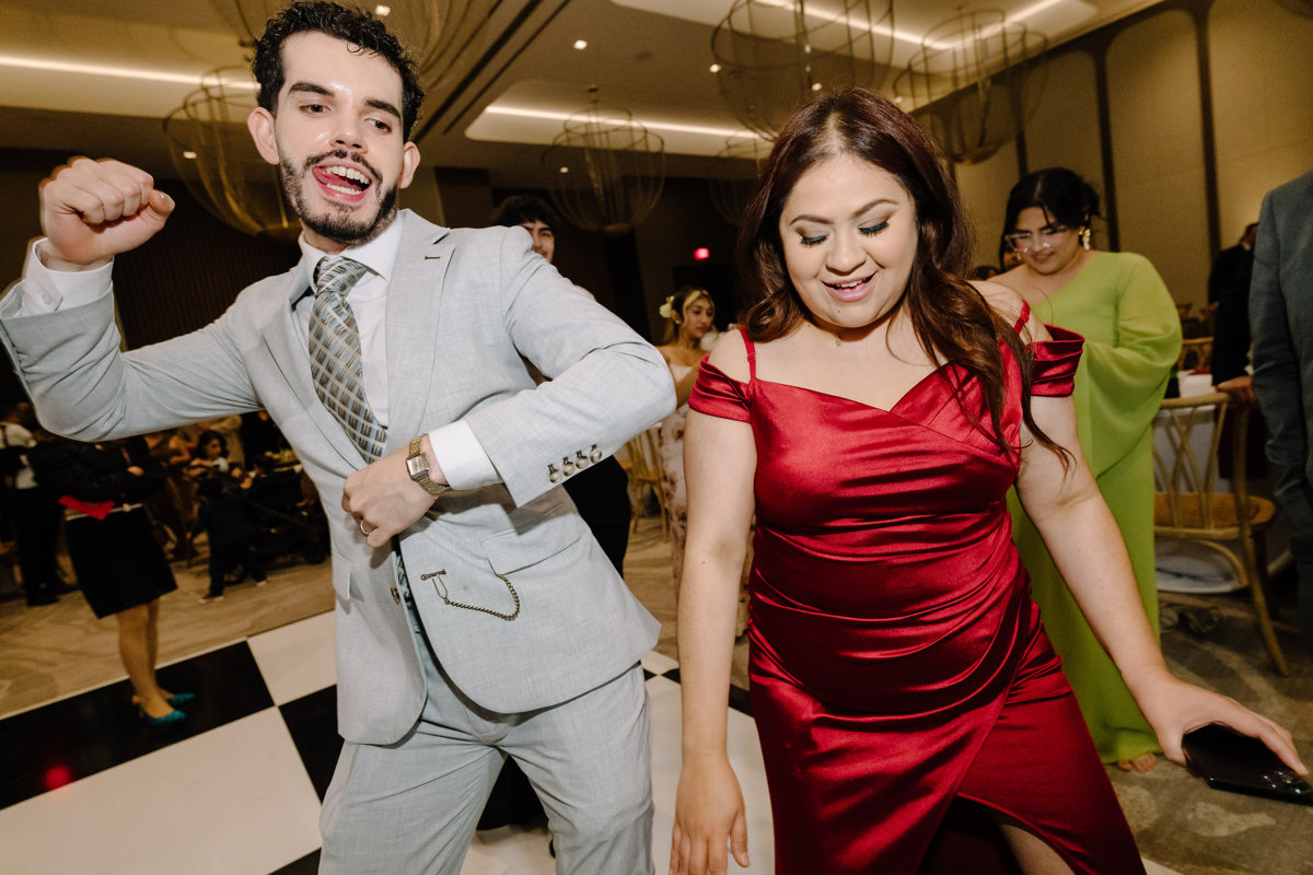 thompson hotel houston wedding grace prebyterian church ceremony best houston wedding photographer knwedding