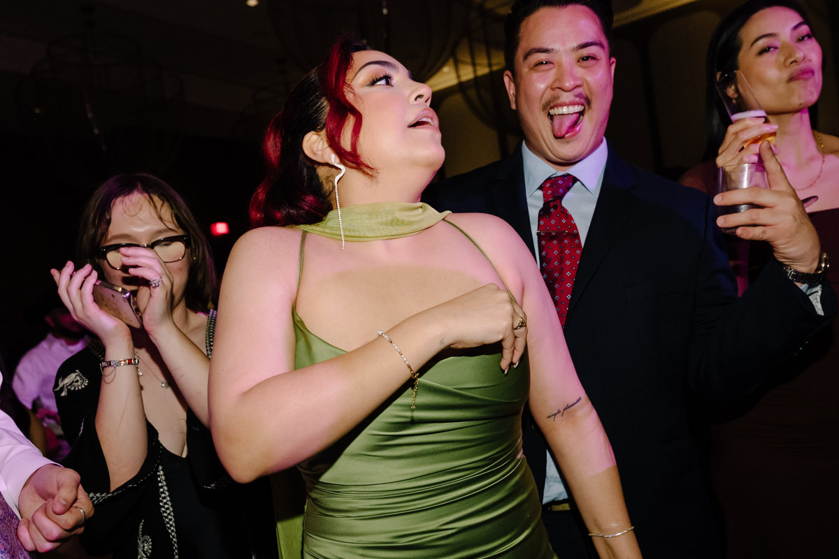 thompson hotel houston wedding grace prebyterian church ceremony best houston wedding photographer knwedding