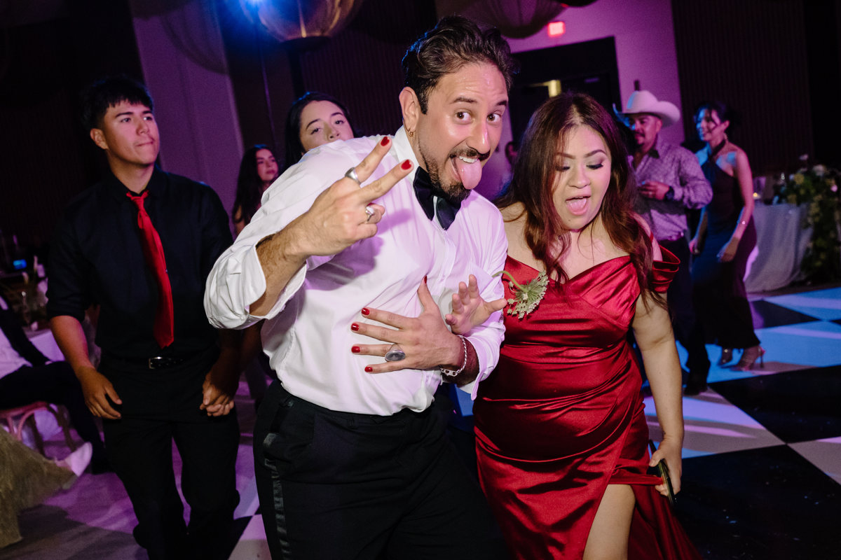 thompson hotel houston wedding grace prebyterian church ceremony best houston wedding photographer knwedding