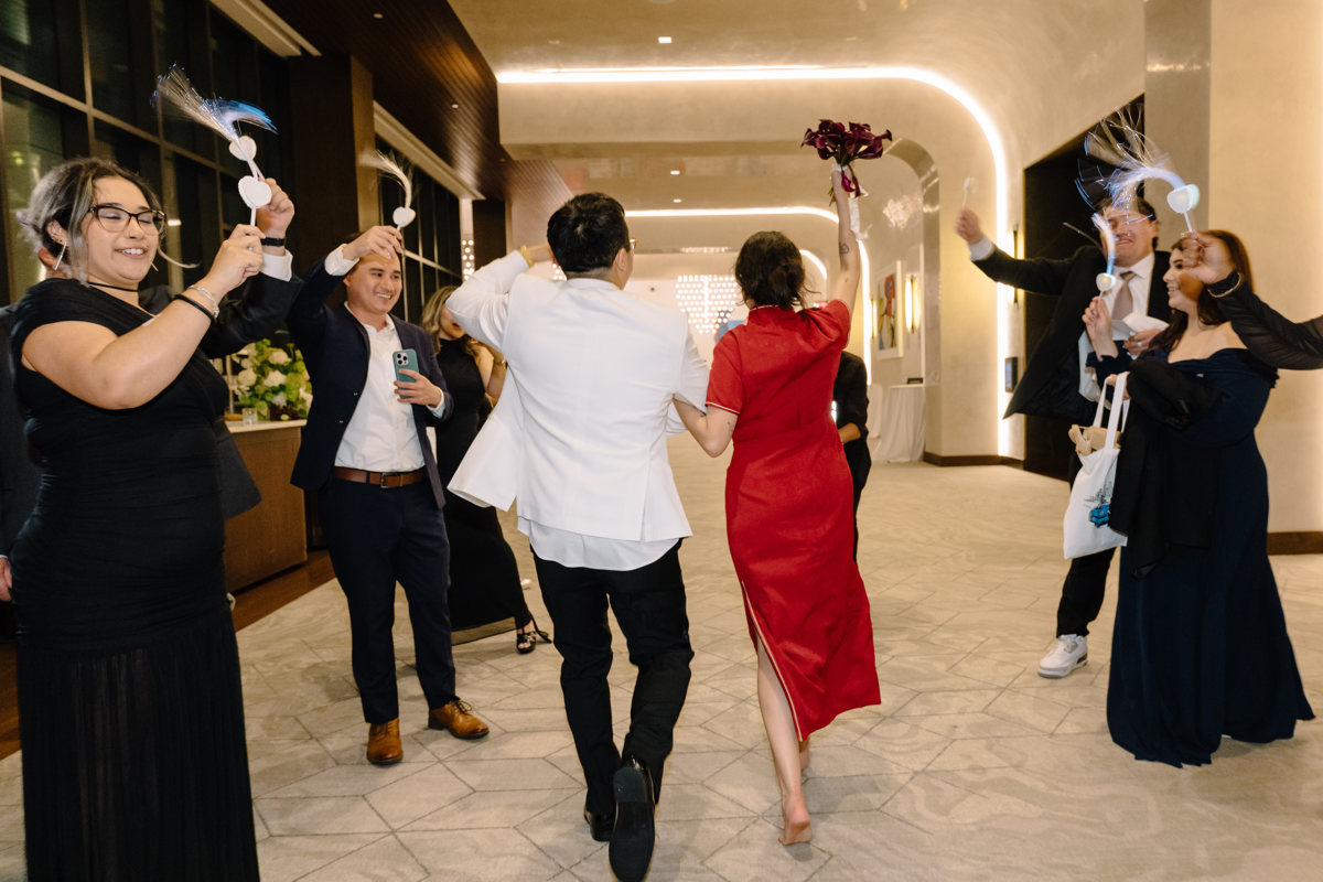 thompson hotel houston wedding grace prebyterian church ceremony best houston wedding photographer knwedding