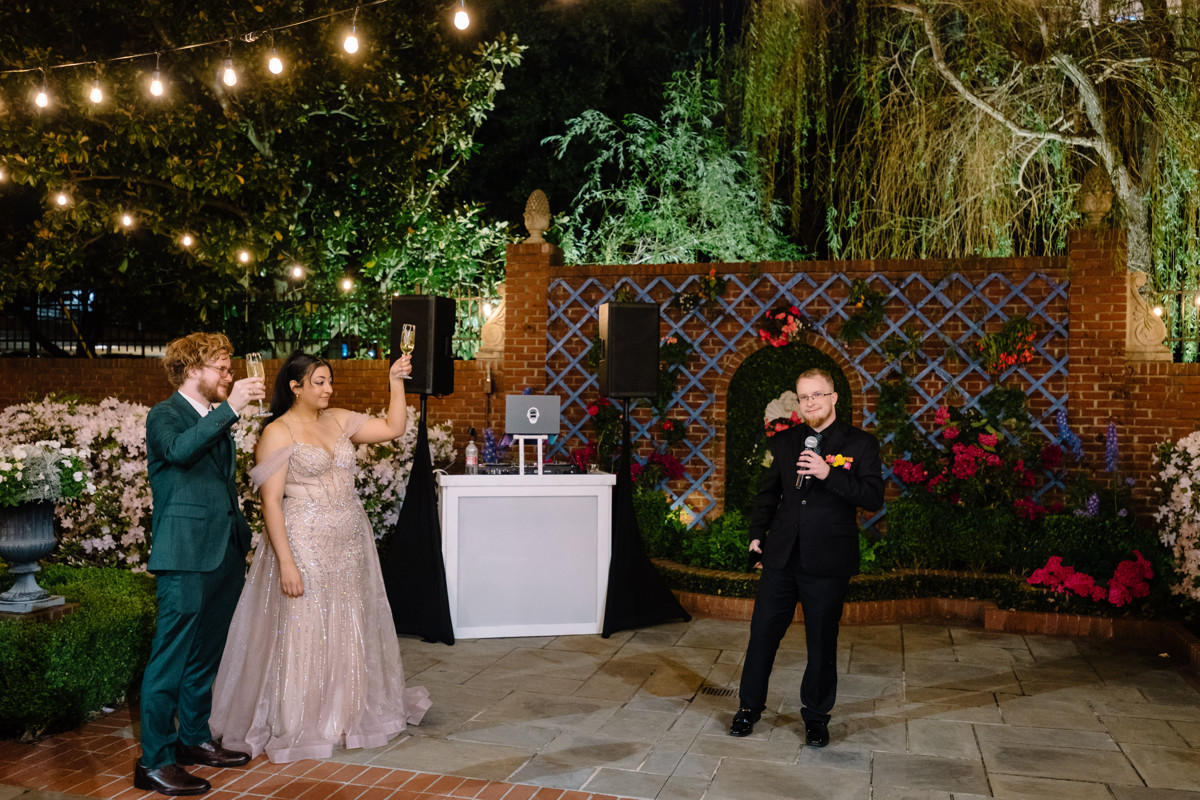 Houston-micro-wedding-photographer-river-oaks-garden-club-ceremony-reception-venue-small-guest-count-wedding-0049 Houston micro wedding photographer river oaks garden club ceremony reception venue small guest count wedding