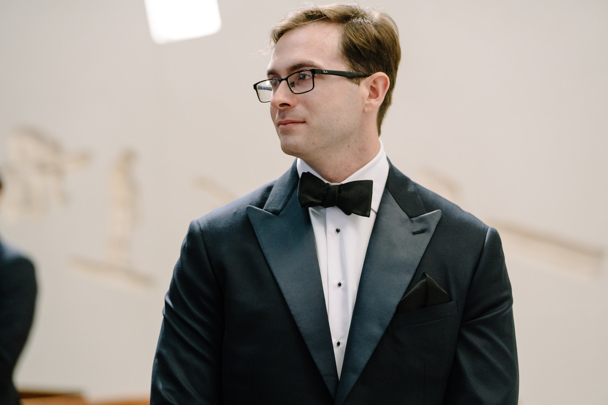 Houston wedding ceremony at st basil chapel st thomas university reception julia ideson library photographer photo
