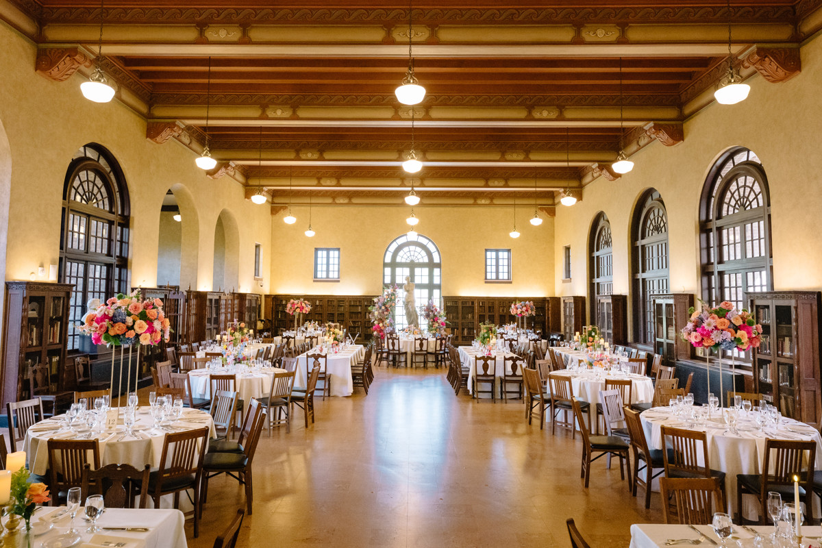 Houston wedding ceremony at st basil chapel st thomas university reception julia ideson library photographer photo
