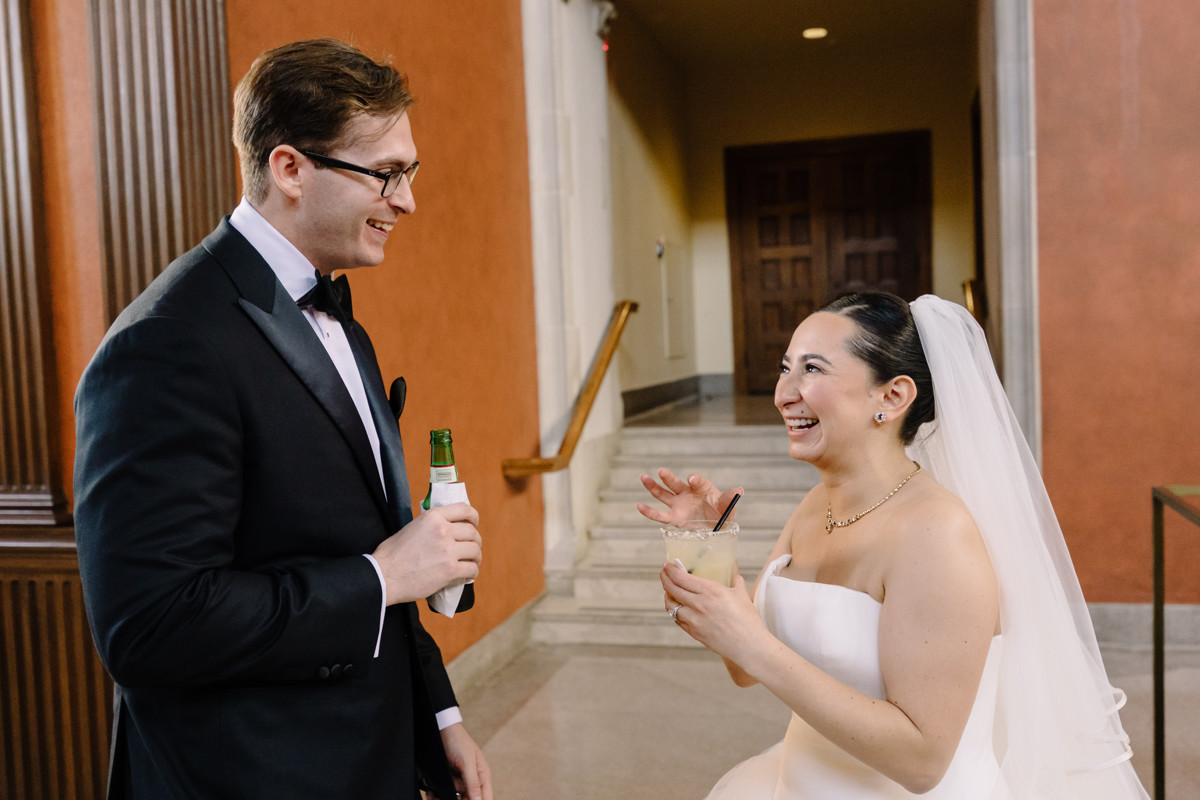 Houston wedding ceremony at st basil chapel st thomas university reception julia ideson library photographer photo