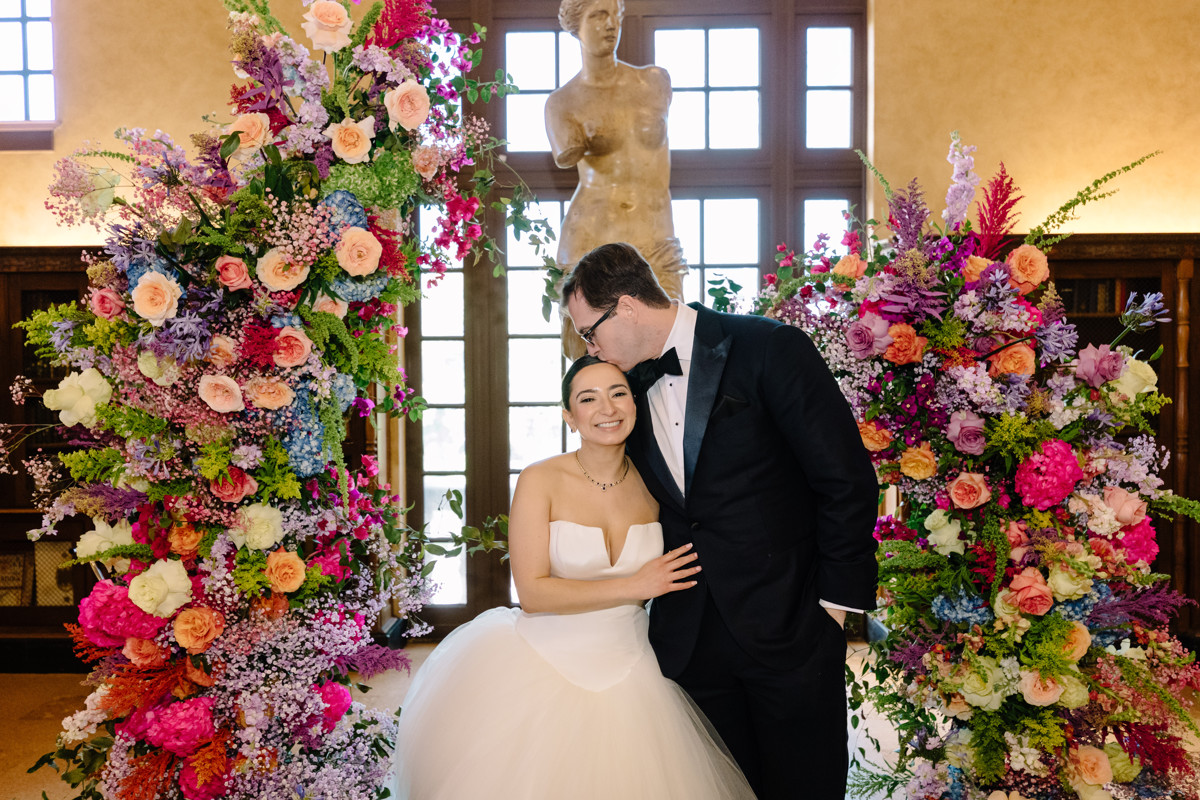 Houston wedding ceremony at st basil chapel st thomas university reception julia ideson library photographer photo