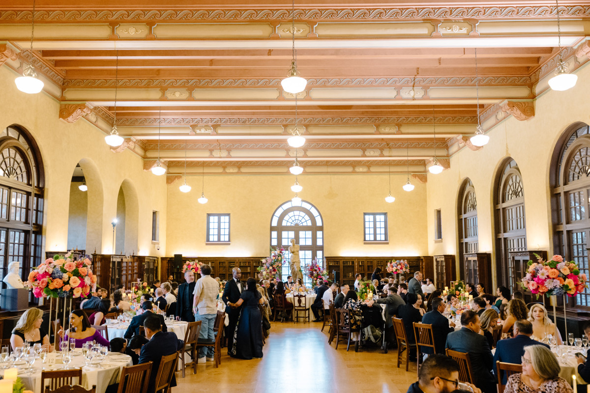 Houston wedding ceremony at st basil chapel st thomas university reception julia ideson library photographer photo